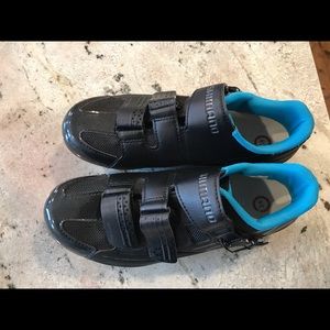 Shomano cycle/spin shoes with clips. Size 7/39